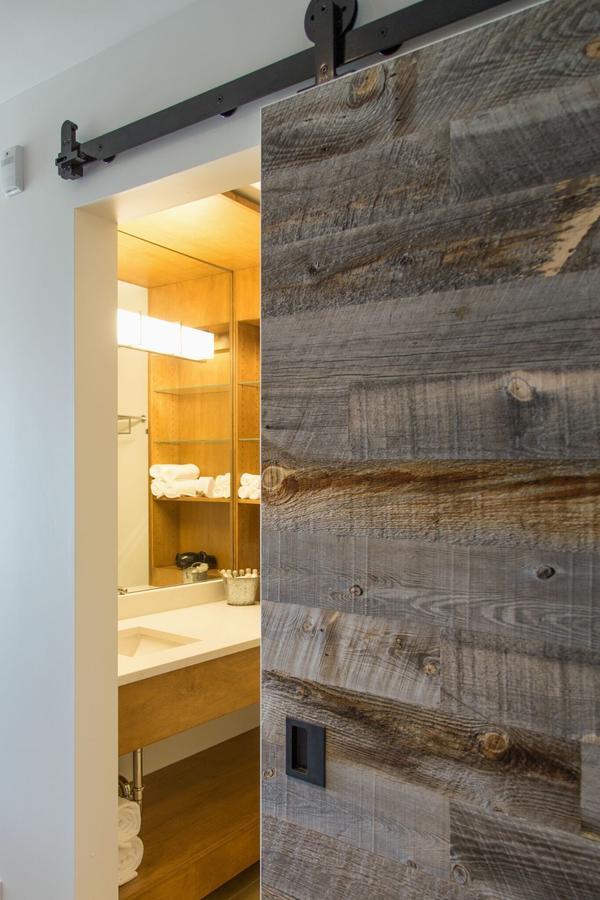 Sproat Lake Landing Resort Great Central Экстерьер фото