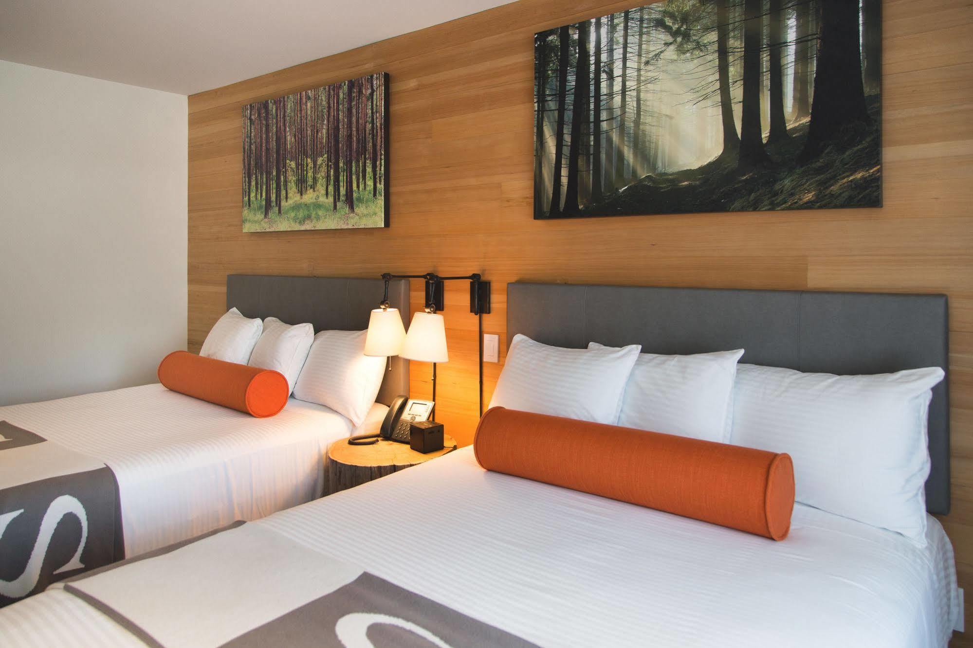 Sproat Lake Landing Resort Great Central Экстерьер фото